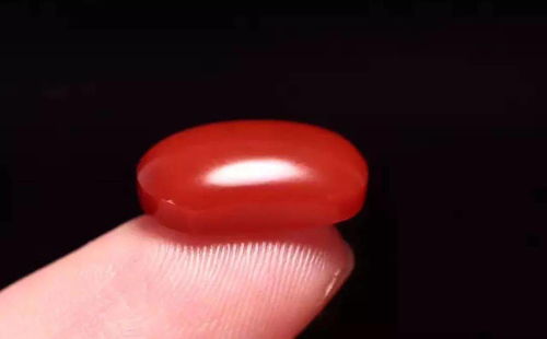 它是最具升值潜力的南红霸主 色泽润 水头足