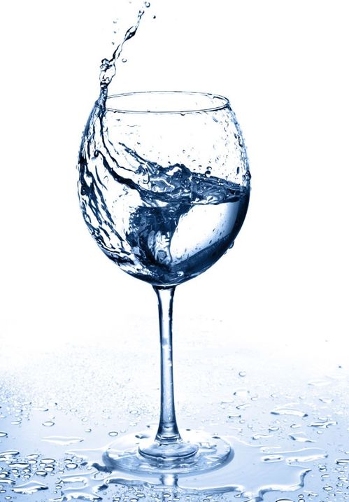 刘敏涛的“真水无伪” 一场正负能量的微妙平衡